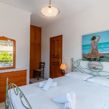 Captain Spiros Paxoi Pensión 3*