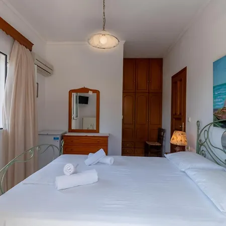 Captain Spiros Paxoi 3* Гайос