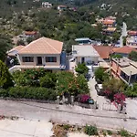 Captain Spiros Paxoi Maison d'hôtes 3*