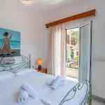 Casa de hóspedes Captain Spiros Paxoi 3*