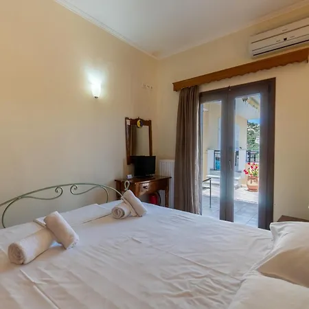 بيت ضيافة Captain Spiros Paxoi 3*