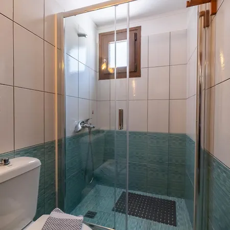 بيت ضيافة Captain Spiros Paxoi 3*